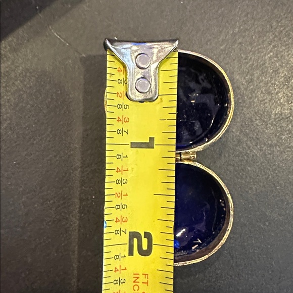 Vintage Small OVAL Cloisonné Pill Box - Picture 9 of 9